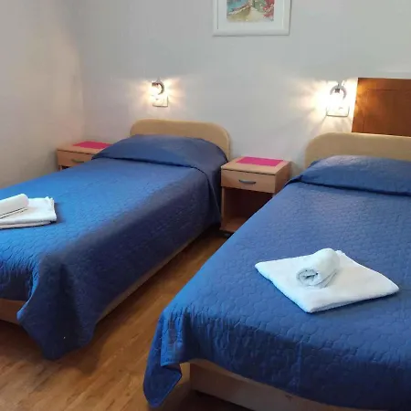 Appartamento In 33165 Brseč